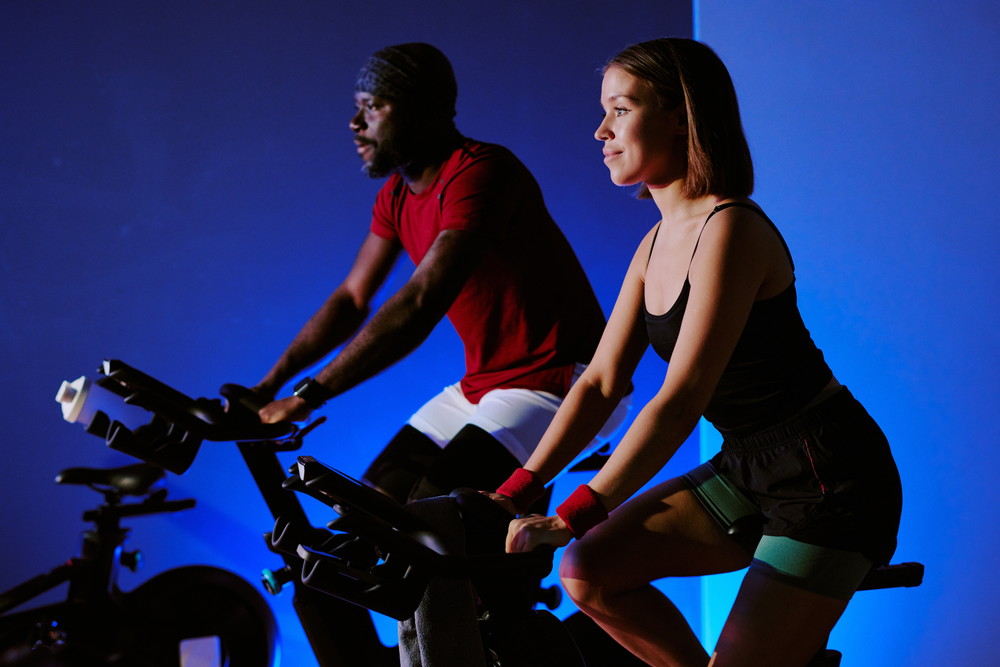アクアバイク×HIITで全身を効率よく引き締める!短時間トレーニングの魅力を解説